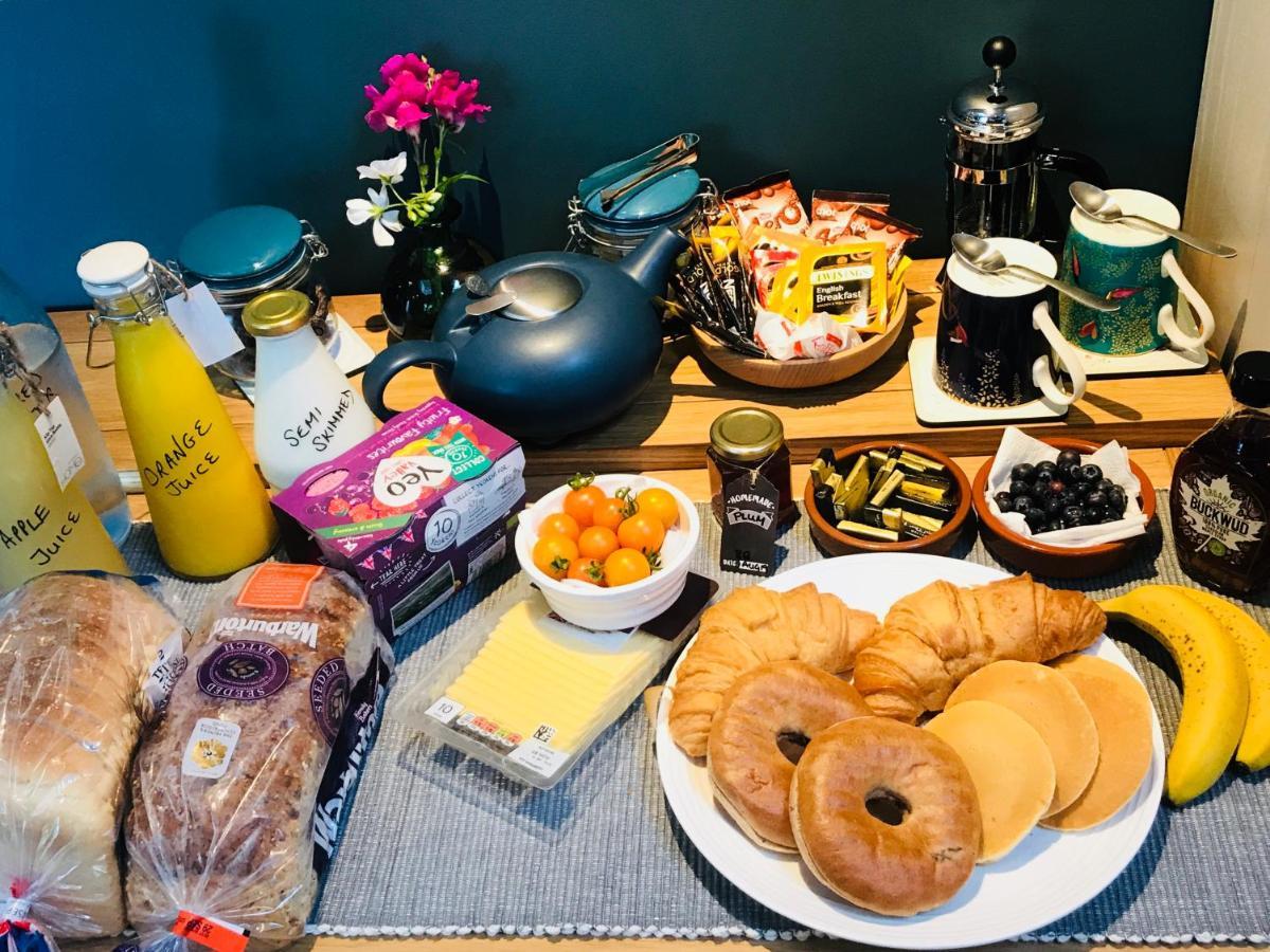 Corner House Luxury Bnb Little Dunmow Eksteriør billede