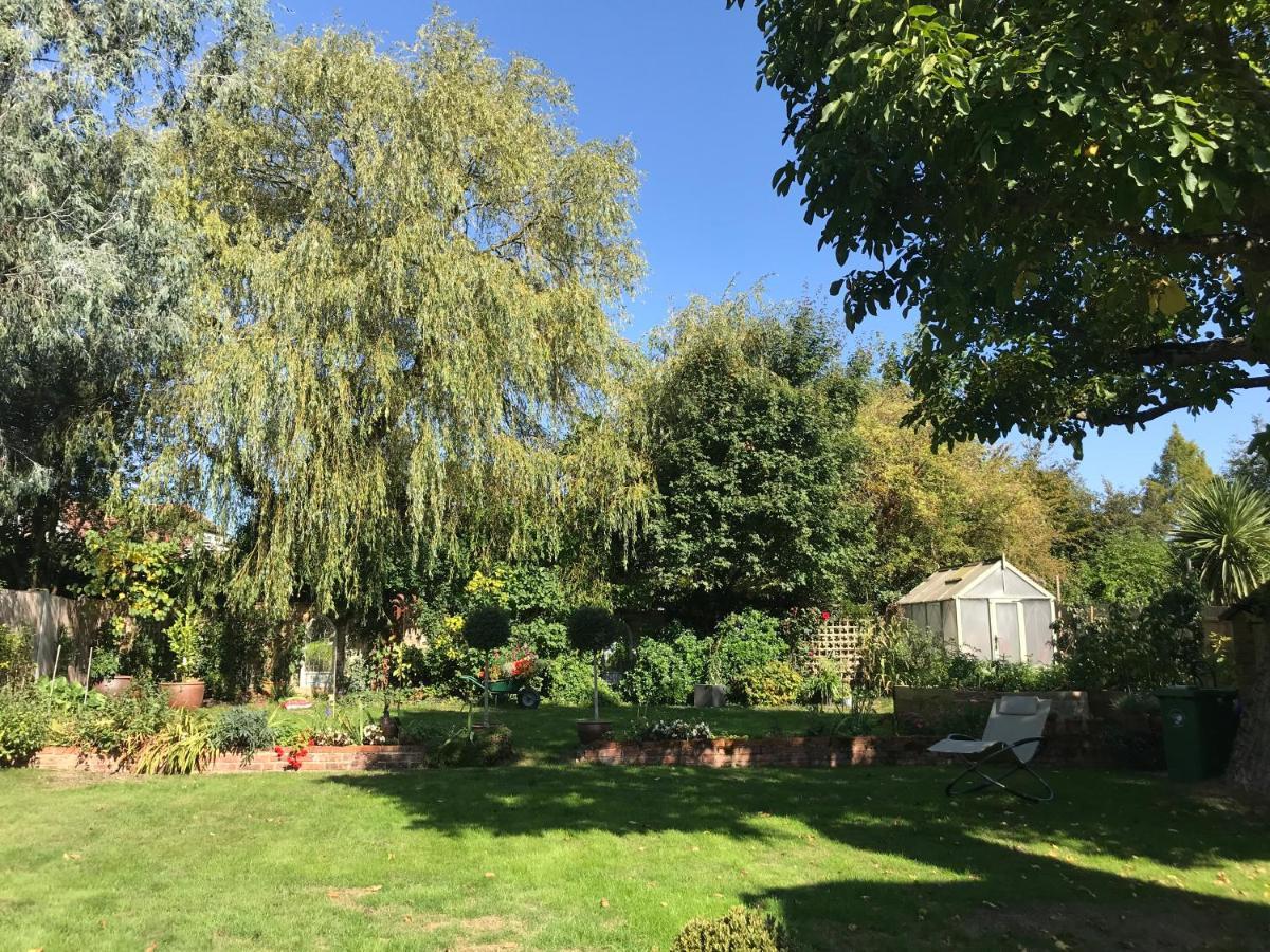 Corner House Luxury Bnb Little Dunmow Eksteriør billede